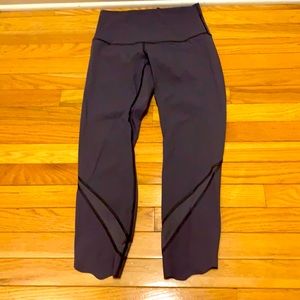 Size 6 Lululemon leggings in gray